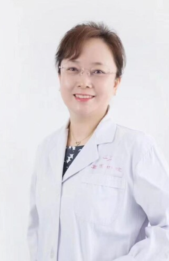 Jun Zhang presenting at Women's Health Conference Singapore